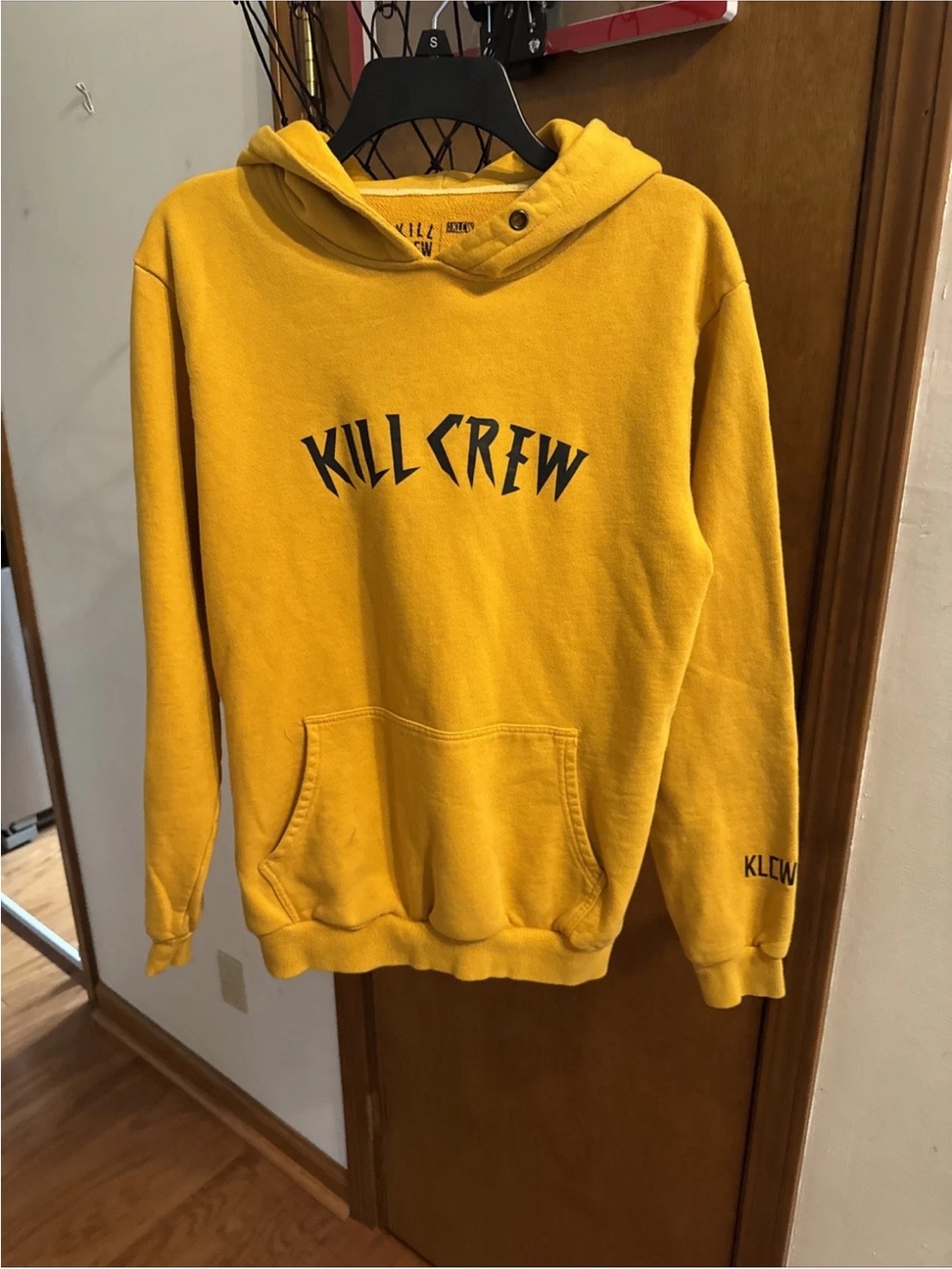 Kill Crew Hoodie M